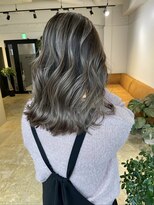 メリー オオサカ(Merly Osaka)&nbsp;まろやかグレージュ バレイヤージュ_white greige color_