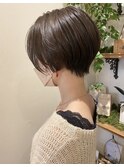 アッシュベージュ×ハンサムショート
