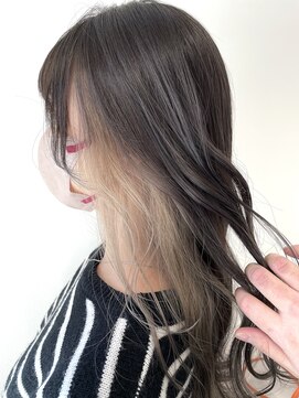 アイズ ヘアー メイク(I's hair make) コントラスト◎イヤリングカラー