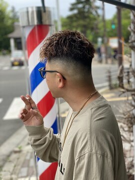 ノーブル ツイスパ、スキンフェード