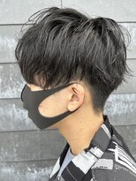 ヒュイル バイ ニアウ(Hwyl by Niau)&nbsp;メンズマッシュパーマ波巻スパイラルパーマニュアンスパーマ