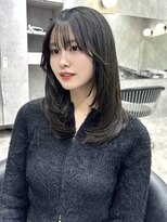 ブルーブラック レイヤーカット 韓国ヘア