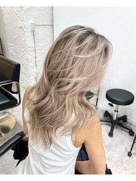 ブレンド 渋谷(BLend) ハイライトブルージュマチルダボブインナーグレージュ前髪