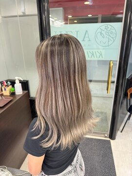 アイズ 本厚木(AIZU) デザインカラー