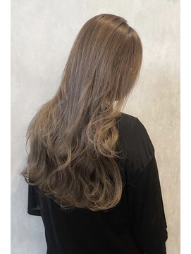 カミビト 奈良生駒店(KamiBito) 外国人風ミルクティーベージュ