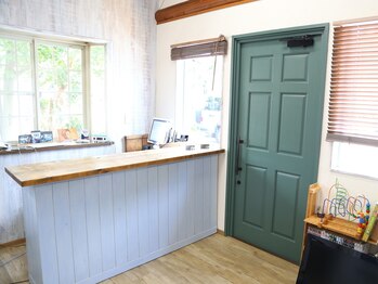 ブレア(Blair)の写真/【22時までOK/学生～大人女性まで幅広く】お洒落だけど落ち着く♪アットホーム空間で日々の疲れを解消☆