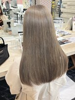 モア 下通店(MORE)&nbsp;Hazel Beige／ブリーチ