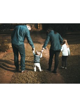 【パパもママもキッズもOK！】キッズカットOK＆ご家族一緒に施術できる、緑に包まれた癒し空間☆[自由が丘]