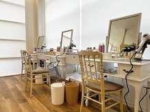 オーガニック 高崎石原店(Organic)の雰囲気（ブローはセルフになります。最高級ドライヤーを設置しております）