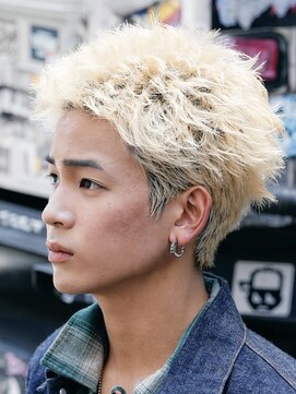 フィフス(fifth) メンズ短髪スパイキーショートブリーチカラーfifth原宿20代30代