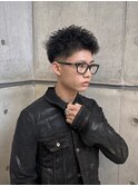 スパイキーショートベリーショート短髪アップバングフェード