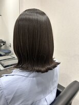 セカンド(Second)&nbsp;Second   ×　外ハネスタイル