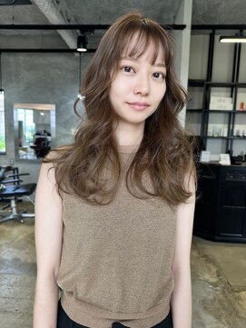 アクシュ(aqush) 艶髪やわらかシフォンベージュ