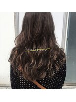 ネイミーズ 横浜関内(nameiz.)&nbsp;【横浜美容室ネイミーズ】大人かわいいカールロング