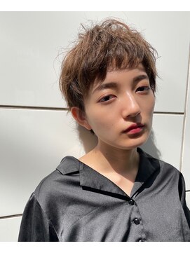 アデ オモテサンドウ(ade omotesando) ミニマムショート