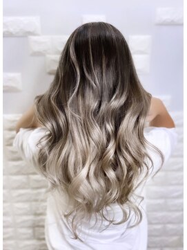 シェルティ フィエル(Shelltie Fiel) ライトグレージュ★バレイヤージュ【錦糸町/シールエクステ】