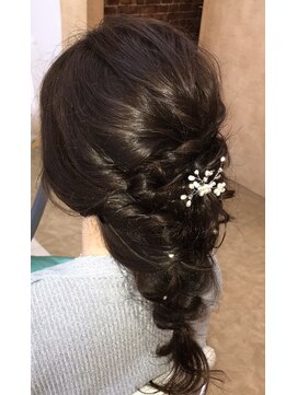 カットハウス はさみの部屋 ゆる編み/編みおろし/ロープ編み/シニヨンアレンジ