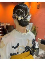 ユニ(uni)&nbsp;卒業式アレンジ/水引アレンジ/金箔アレンジ/20代/30代