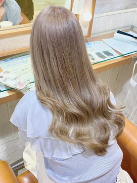 ネオリーブ クタ 町田店(Neolive kuta) 【Neolivekuta】ミルクティーベージュ【町田】