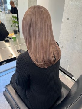 サンク 原宿 表参道(cinq) 原宿透明感カラー顔周りレイヤーワイドバングミルクティーピンク