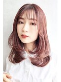 2025 品よく揺れるピンクブラウンレイヤー