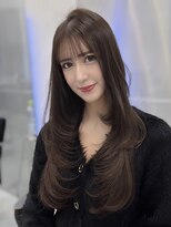 ロムーク 表参道(LOMKH)&nbsp;ハッシュカットダークベージュレイヤーカット顔周り韓国ヘア