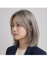 アームスヘアー 狭山ヶ丘店(arm's hair)&nbsp;【狭山ヶ丘】ミルクティーシルバー×髪質改善TRで極上の艶