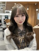 ヴィヴィッド オモテサンドウ(ViViD omotesando)&nbsp;《表参道》小顔見えNo.1！コテ巻き韓国風顔まわりレイヤーカット
