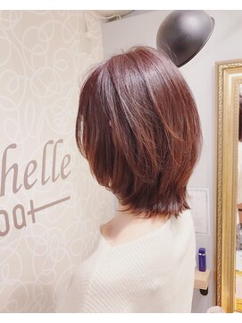 ミッシェル アフロート(michelle afloat) 20代30代40代50代小顔動きラウンドCカーブ×ツヤ外ハネレイヤー