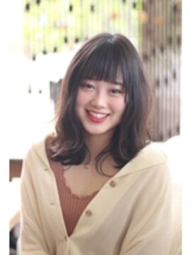 ノイ(neu) 暗髪ナチュラルミディ【静岡/静岡街中】