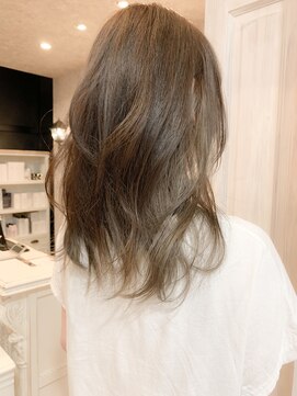 キャアリー(Caary) 福山市イルミナカラー人気Caaryアッシュベージュ　グレージュ