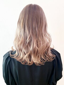 アイティーバイアルバム 藤沢店(IT by ALBUM) クリームベージュ_ココアブラウンフリンジウェーブ_ba301631