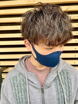 ニアウ 太田店(Niau) メンズカットメンズパーマツイストスパイラルパーマメンズカラー