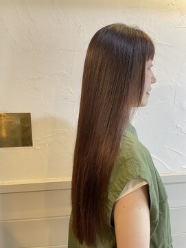 ソラヘアー アンド スパ 八王子(sora hair&spa) オトナの短め前髪ストレートロング