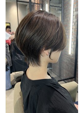 ベイショア(Bay Shore NY) ことりベージュステップボーンカットオンブレヘルシースタイル