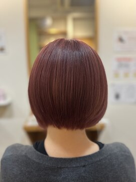 フリージア(freesia) 前下がりボブ/デザインカラー/艶髪ボブ