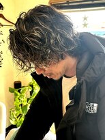 フラワー ナガハマ(Flower Nagahama)&nbsp;スパイラルパーマ×ハイライト