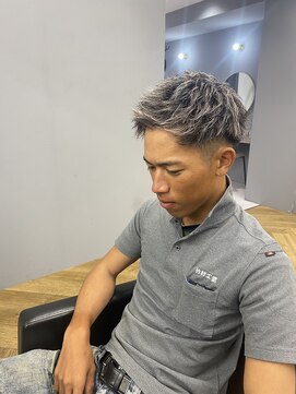 アレス バイ シカ 神戸三宮元町店(ALLES by Cica) 神戸三宮ハイトーンジェットモヒカン