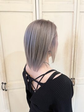 レイア(Leia) シルバーグレージュ