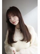 シア(sia)&nbsp;ロングレイヤー/韓国風ヘア/レイヤーカット