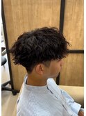 メンズツイストスパイラルパーマ刈り上げマッシュ