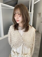 レノ(RENO) ブリーチ無しカラーオリーブベージュ透明感カラーレイヤーカット