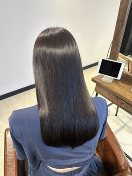 ソリス(Solis) ナチュラルブラック×髪質改善トリートメント