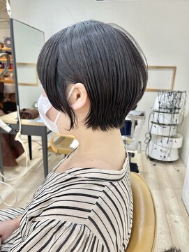 モリオ フロム ロンドン 成増店 【morio成増 セリザワ】ショートボブ　耳掛け