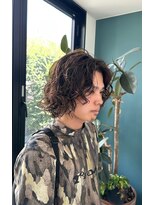 ビハインドザカーテン(BEHIND THE CURTAIN)&nbsp;【初めての方にオススメ】癖毛風パーマ