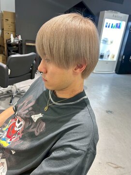 メンズサロン キング 心斎橋店(Men’s salon K!ng) ホワイトメッシュ/ツイスト/ツイスパ/パーマ/メンズ/眉毛/心斎橋
