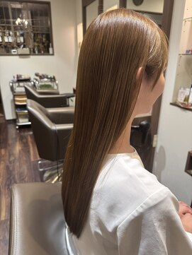 ヘアーサロン キキョウ(hair salon kikyo) 艶やかなストレートスタイル