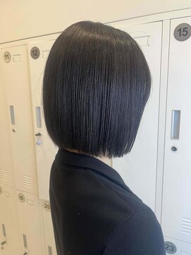 レム 泉中央店(L.E.M) 切りっぱなしボブ