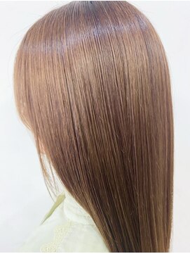 髪質改善レブリナトリートメント