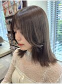 【ブリーチなしワンカラー×オリーブベージュ】レイヤーカット